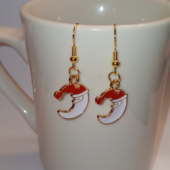 NWT Bundle of Two Pairs of Adorable Gold Dangling Christmas Earrings!! - Picture 4 of 6